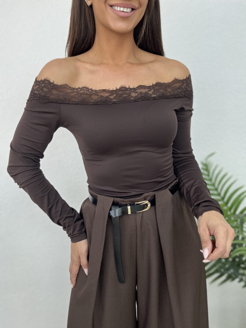 TOP BARDOT PUNTILLA MARRON