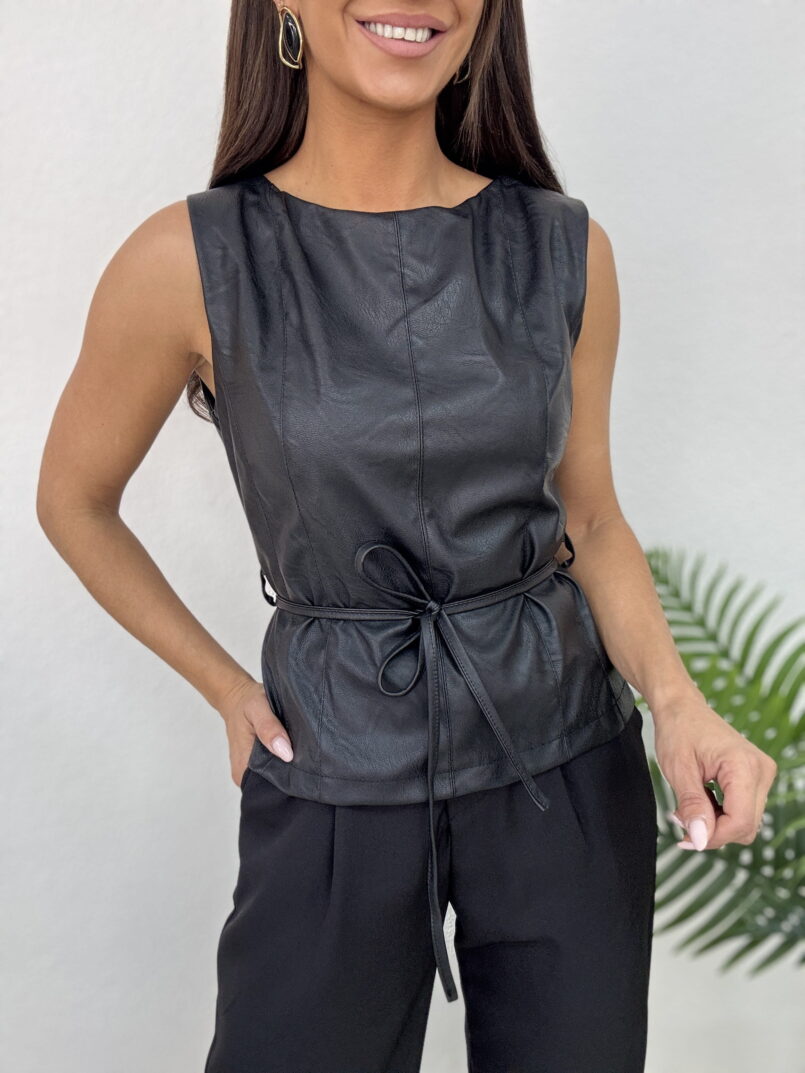 TOP PEPLUM POLIPIEL NEGRO